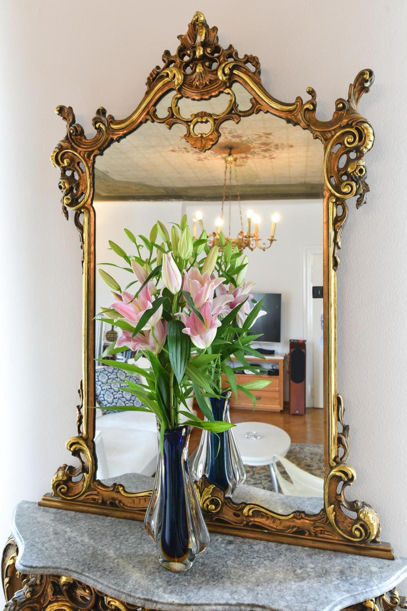Neoclassical Luxury Apartment Ljubljana Luaran gambar