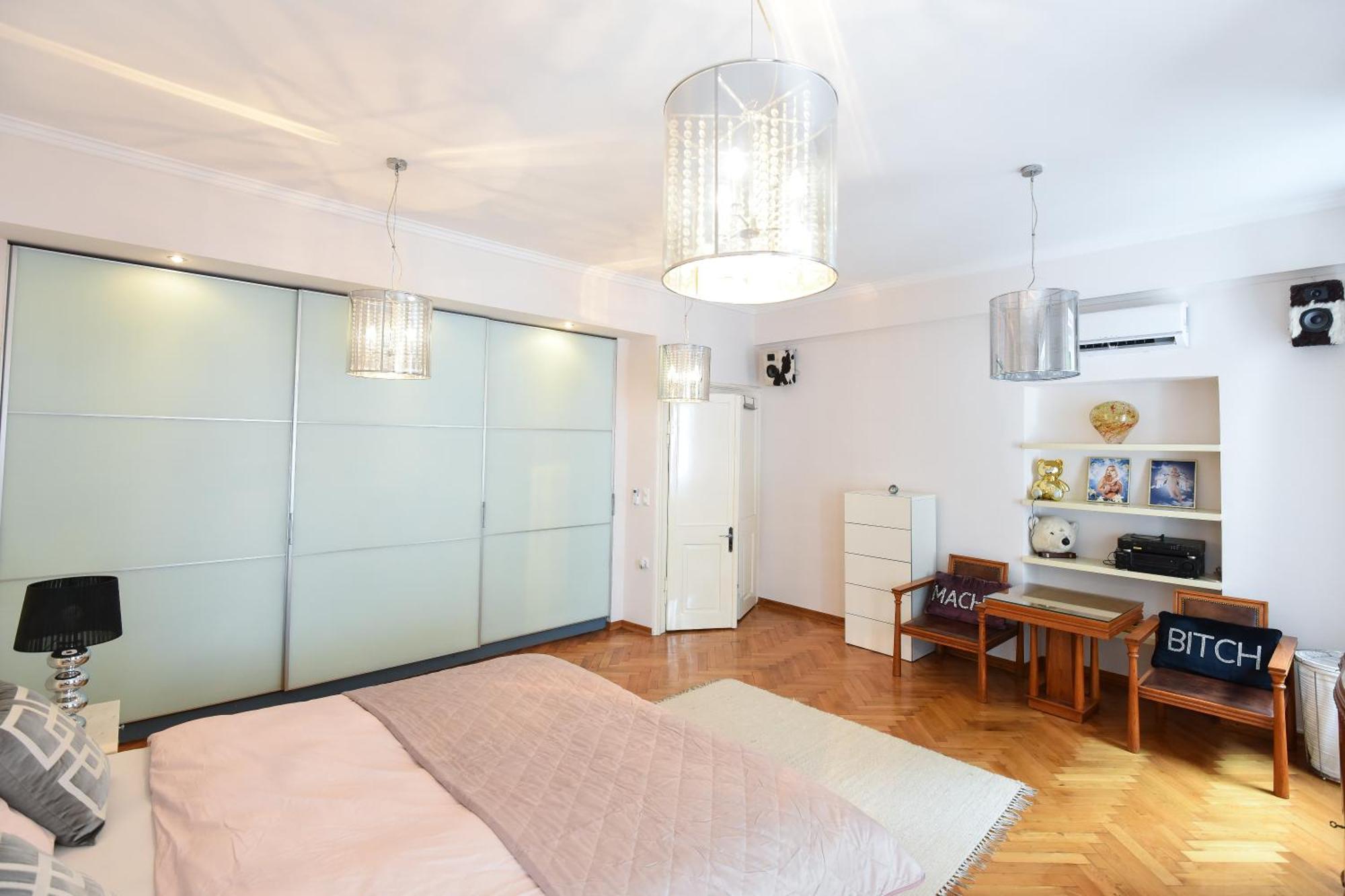 Neoclassical Luxury Apartment Ljubljana Luaran gambar