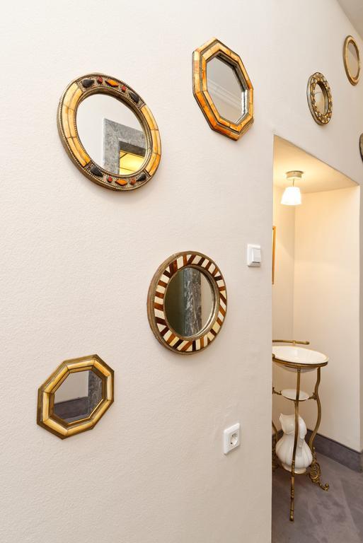 Neoclassical Luxury Apartment Ljubljana Luaran gambar